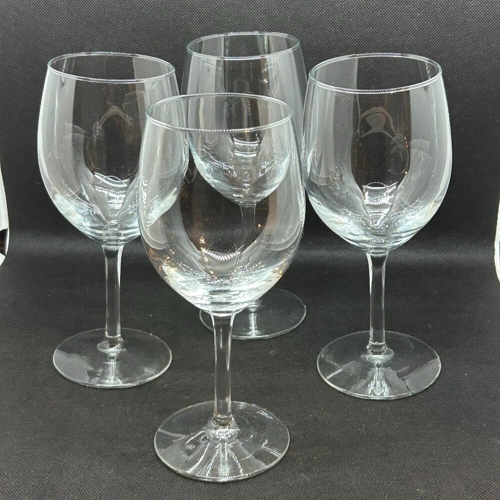 Set of 4 wine glasses - Picture 1 of 1